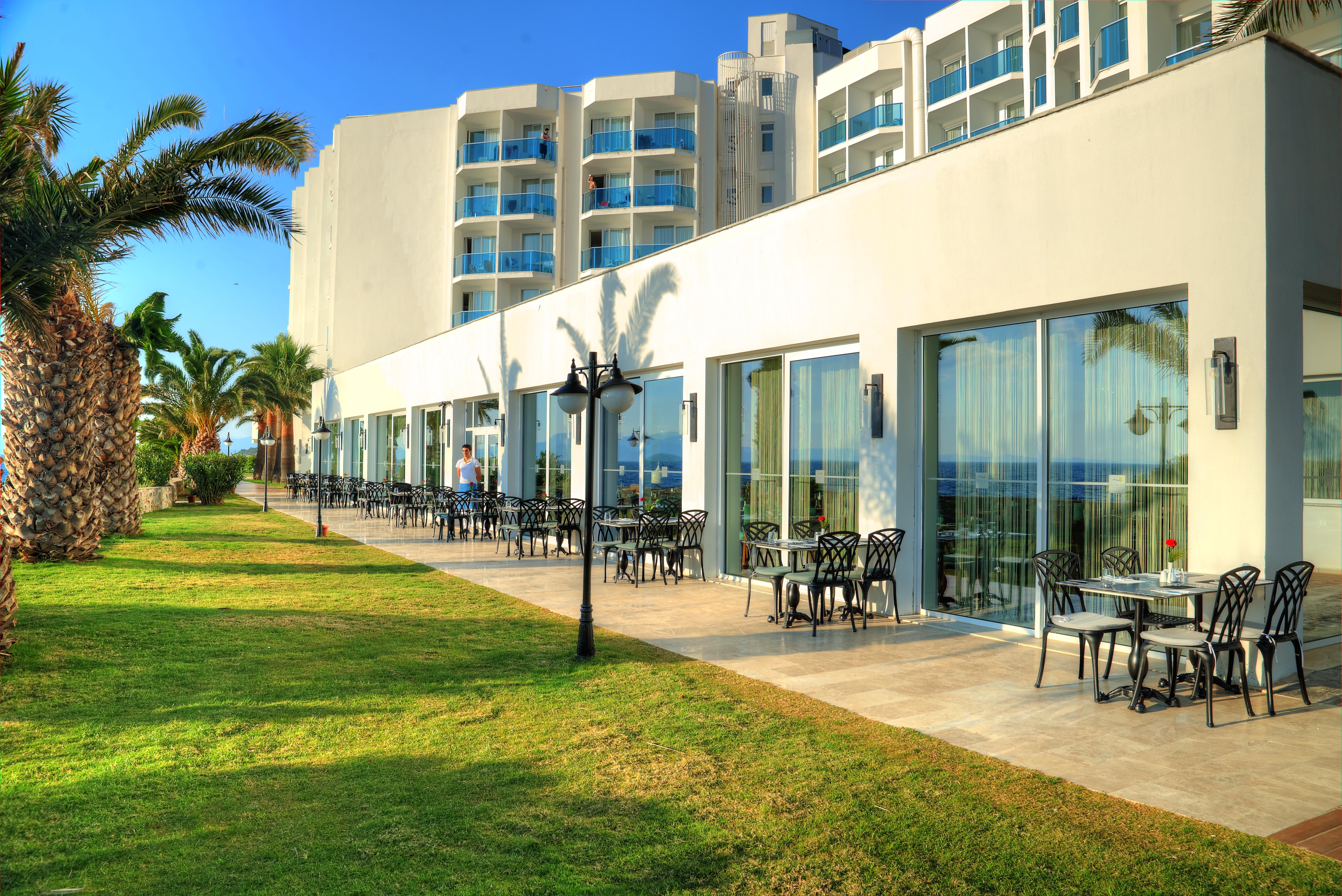 Le Bleu & Resort