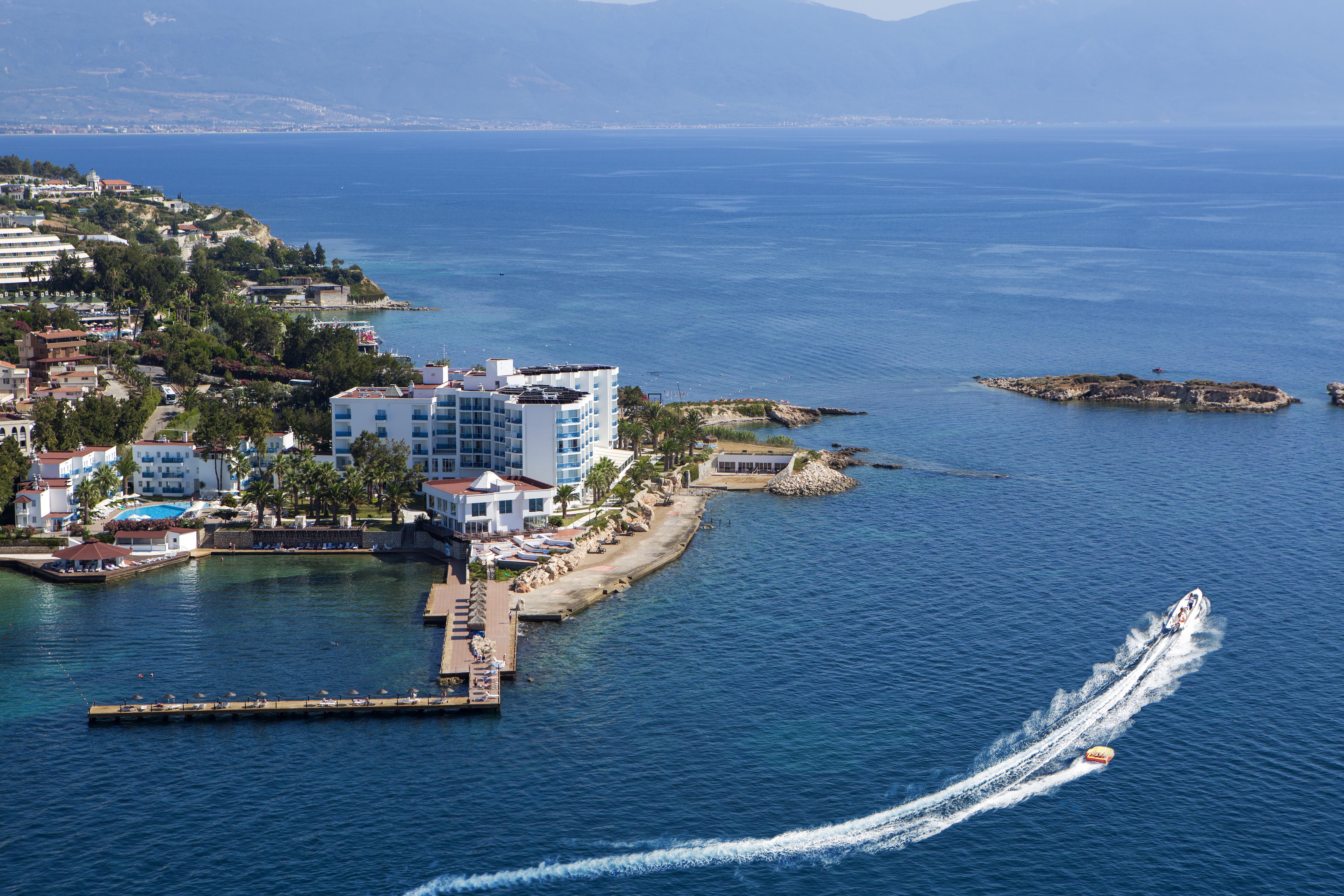 Le Bleu & 5*